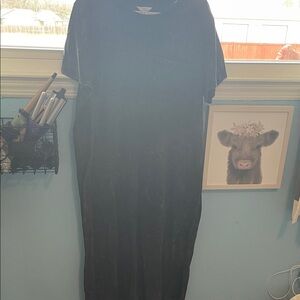 Time and Tru Charcoal Knit Top